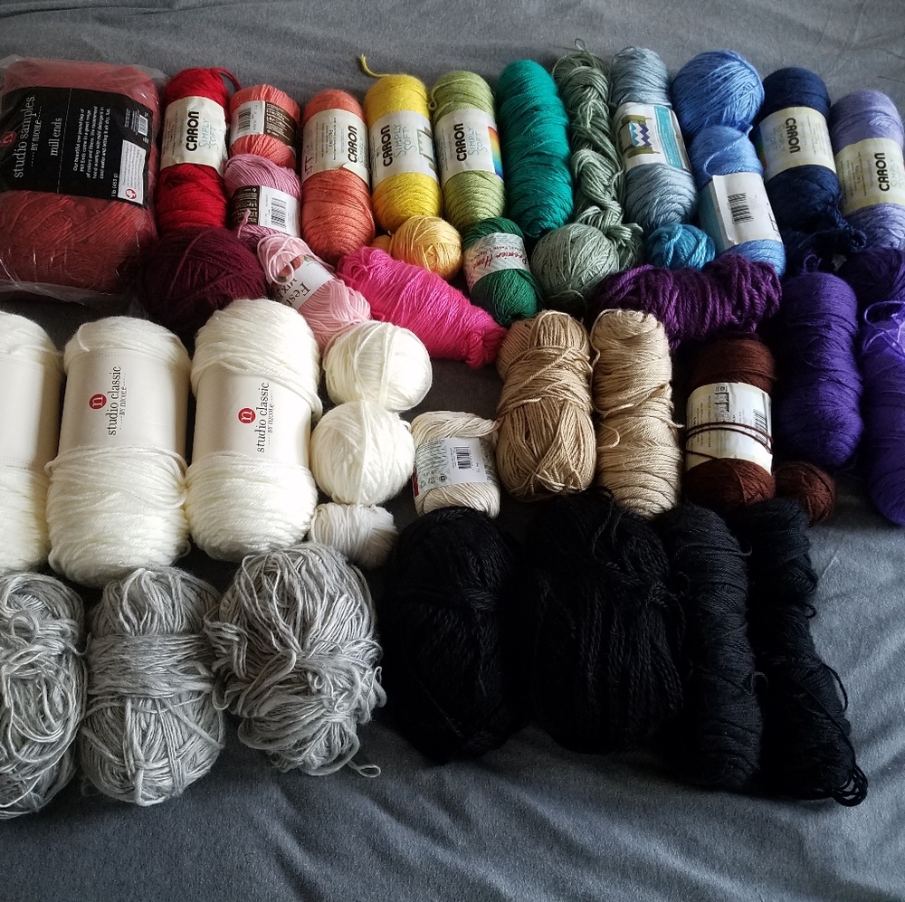 Huge lot of rainbow yarn 13+ lbs